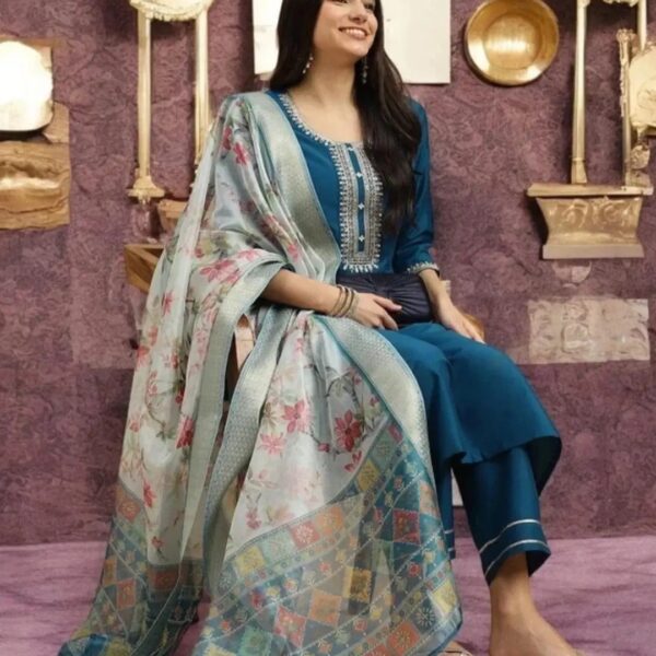 HN Women Cotton Blend Embroidered Straight Kurti With Pants ( Blue )